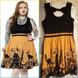 NWT L Sourpuss Haunted House Dress